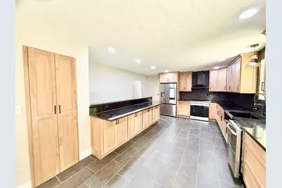 12761 Old Mansfield Road, Mount Vernon, OH 43050 - Photo 10