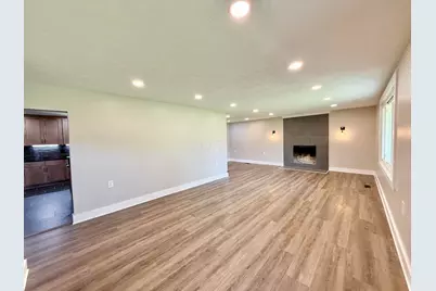 12761 Old Mansfield Road, Mount Vernon, OH 43050 - Photo 6