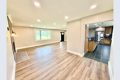 12761 Old Mansfield Road, Mount Vernon, OH 43050 - Photo 8