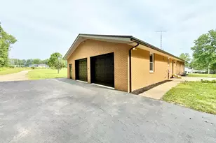 12761 Old Mansfield Rd, Mount Vernon, OH 43050 - Photo 2