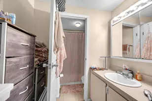 1622 Park Row Dr, Columbus, OH 43235 - Photo 16