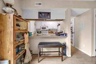 1697 Park Row Dr, Columbus, OH 43235 - Photo 8