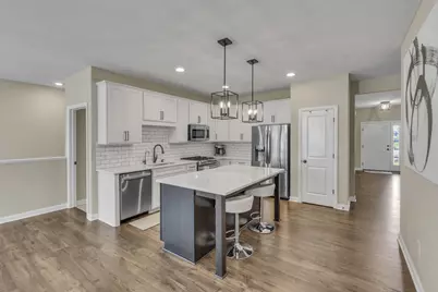 2753 Newbern Drive W, Blacklick, OH 43004 - Photo 2