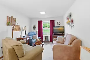 1238 Hunters Walk, Ashland, OH 44805 - Photo 2