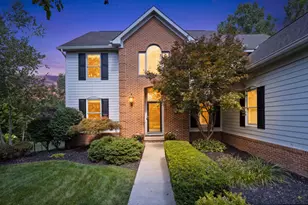 8423 Daventry Ct, Powell, OH 43065 - Photo 2