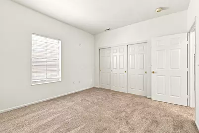 22 W Russell Street, Columbus, OH 43215 - Photo 16