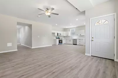 3792 E Aberdeen Avenue, Columbus, OH 43219 - Photo 6
