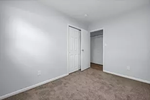 1610 Koebel Rd, Columbus, OH 43207 - Photo 16
