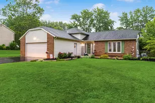 11900 Huntington Way NW, Pickerington, OH 43147 - Photo 2
