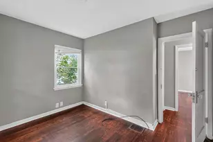221 N Kellner Rd, Columbus, OH 43209 - Photo 10