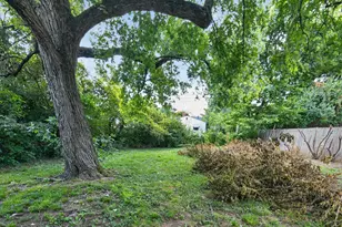 221 N Kellner Rd, Columbus, OH 43209 - Photo 4