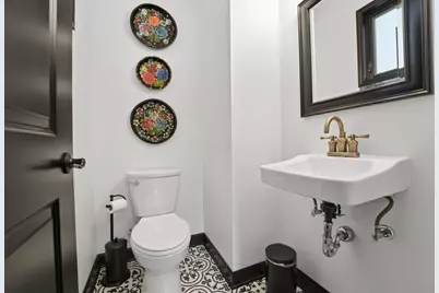 1319 Indianola Avenue, Columbus, OH 43201 - Photo 20