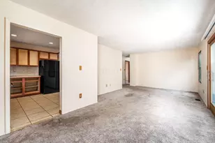 6607 Birch Park Dr, Galloway, OH 43119 - Photo 10