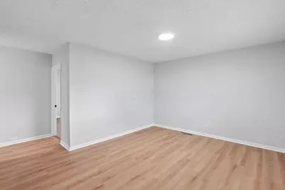 3032 Fairwood Avenue, Columbus, OH 43207 - Photo 12