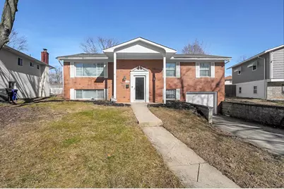 1452 Ironwood Drive, Columbus, OH 43229 - Photo 1