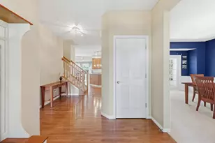 3193 Walkerview Dr, Hilliard, OH 43026 - Photo 6