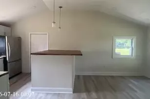 3234 E Ave, Columbus, OH 43207 - Photo 2