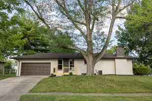 968 Garden Rd, Columbus, OH 43224 - Photo 1