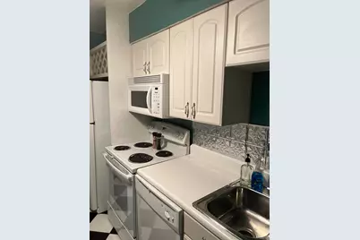 1738-1750 E Broad Street, Columbus, OH 43203 - Photo 8