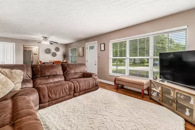 1565 Graham Road, Reynoldsburg, OH 43068 - Photo 8