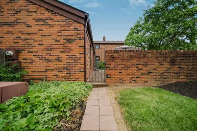 4231 Chaucer Lane, Columbus, OH 43220 - Photo 50