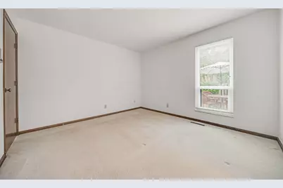 4231 Chaucer Lane, Columbus, OH 43220 - Photo 32