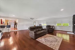 9205 Hopewell National Rd, Hopewell, OH 43746 - Photo 16