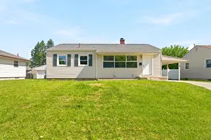 1962 E Beaumont Rd, Columbus, OH 43224 - Photo 2