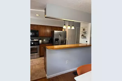 2253 Laurelwood Drive, Columbus, OH 43229 - Photo 4
