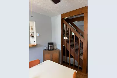 2253 Laurelwood Drive, Columbus, OH 43229 - Photo 8