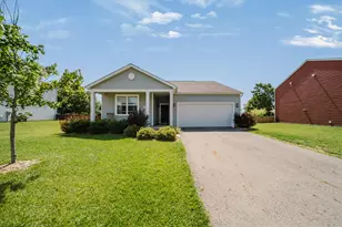 1136 Lake Forest Dr, Hebron, OH 43025 - Photo 1