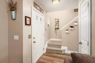 118 Hewes St, Delaware, OH 43015 - Photo 8