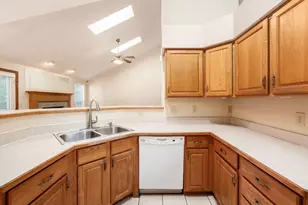 6380 Rossmore Ln, Canal Winchester, OH 43110 - Photo 18