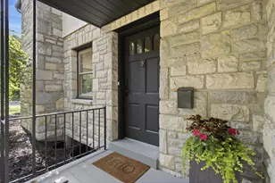 2569 Chester Rd, Upper Arlington, OH 43221 - Photo 4