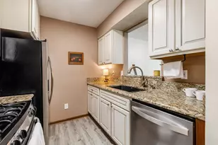 1649 Bennigan Dr, Hilliard, OH 43026 - Photo 8