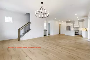 5117 Maple Dr, Lewis Center, OH 43035 - Photo 2