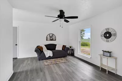7725 White Oak Road NE, Bloomingburg, OH 43106 - Photo 4
