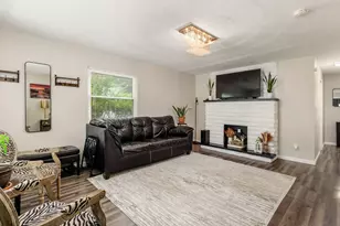 2858 Fairwood Ave, Columbus, OH 43207 - Photo 4