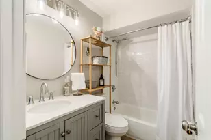 2858 Fairwood Ave, Columbus, OH 43207 - Photo 8