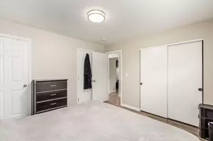 2858 Fairwood Ave, Columbus, OH 43207 - Photo 12