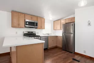 483 Shenandoah Valley Dr, Columbus, OH 43207 - Photo 6