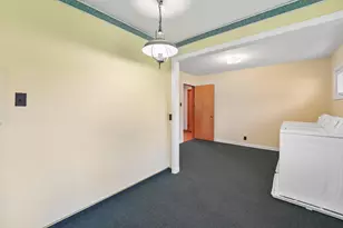 993 Lynwood Ave, Circleville, OH 43113 - Photo 16