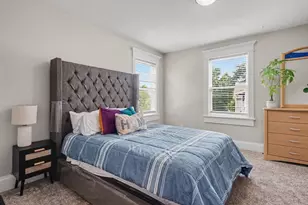 242 S Cypress Ave, Columbus, OH 43223 - Photo 28