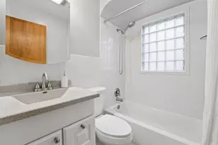 559 E Beechwold Blvd, Columbus, OH 43214 - Photo 20