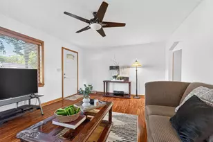 202 Deland Ave, Columbus, OH 43214 - Photo 8