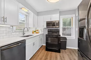 202 Deland Ave, Columbus, OH 43214 - Photo 12