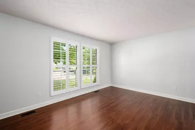 3925 Roxham Court, Columbus, OH 43230 - Photo 6
