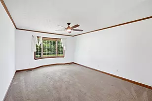 1104 Farmington Ln, Washington Court House, OH 43160 - Photo 6