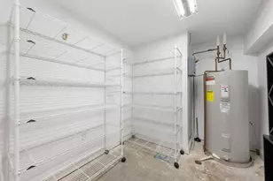 1 Miranova Pl, Columbus, OH 43215 - Photo 22