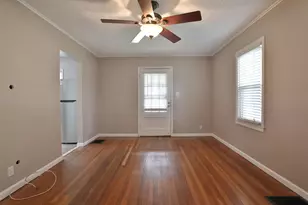 2725 Allegheny Ave, Columbus, OH 43209 - Photo 4